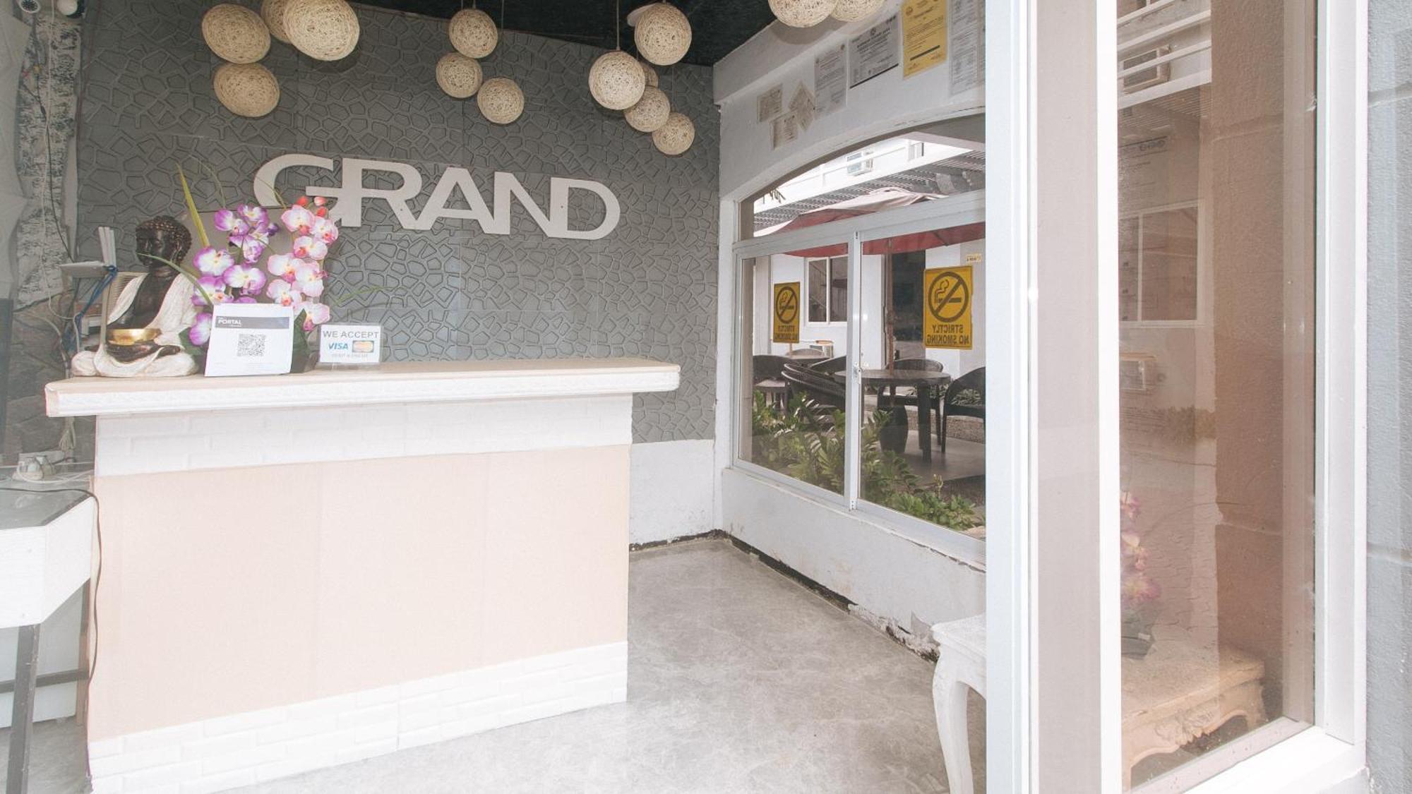 Reddoorz Premium At The Grand Peninsula Suites Balanga Buitenkant foto