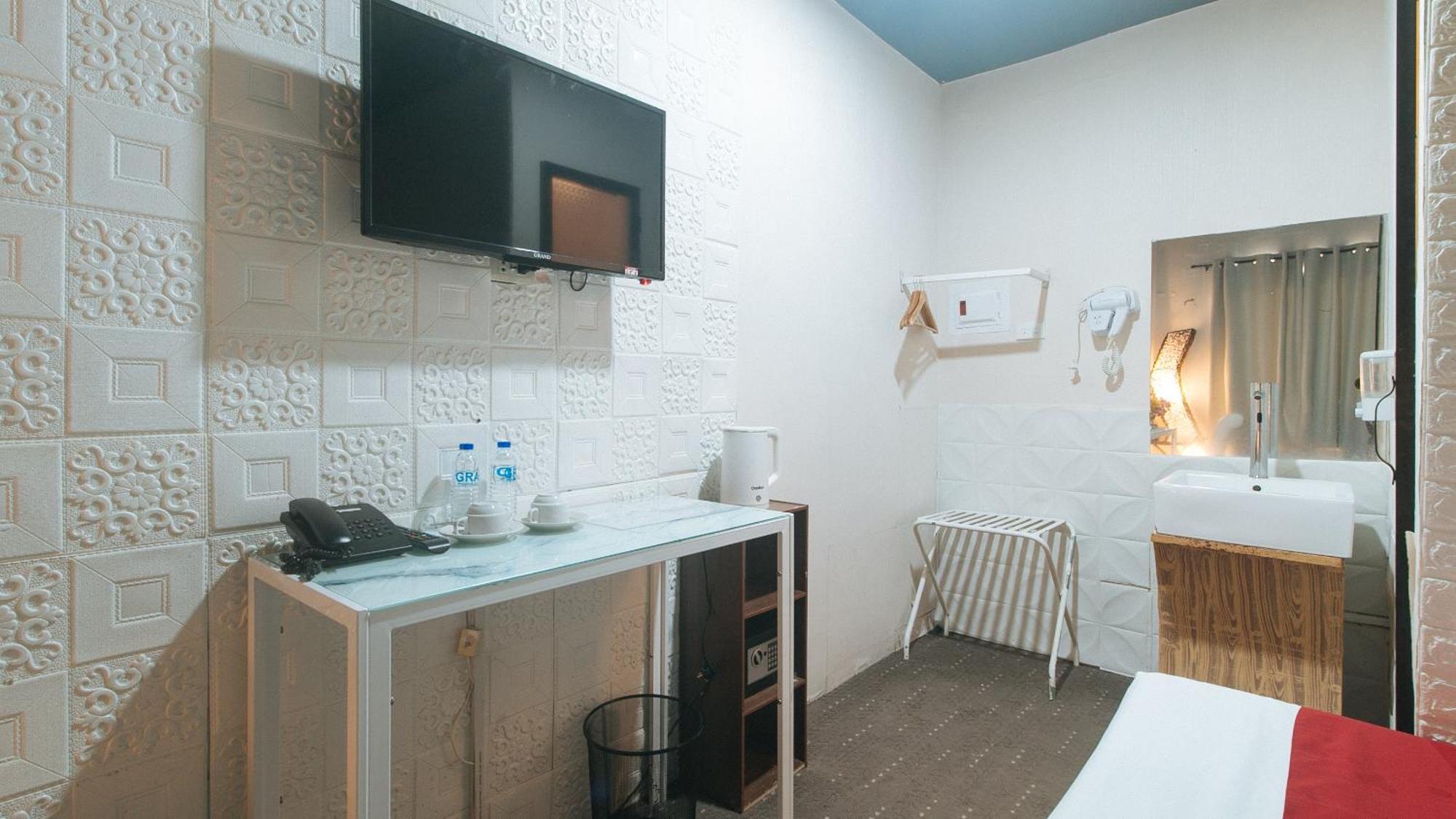 Reddoorz Premium At The Grand Peninsula Suites Balanga Buitenkant foto
