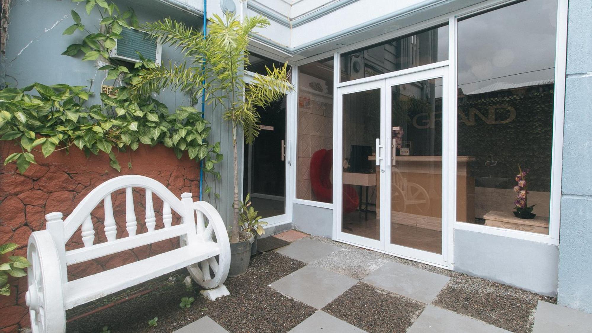 Reddoorz Premium At The Grand Peninsula Suites Balanga Buitenkant foto